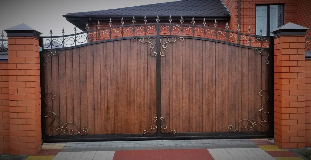 Купить простые ворота для дома: советы по выбору, установке и уходу в Смоленске от 33338 руб | ВоротМастер-Смл